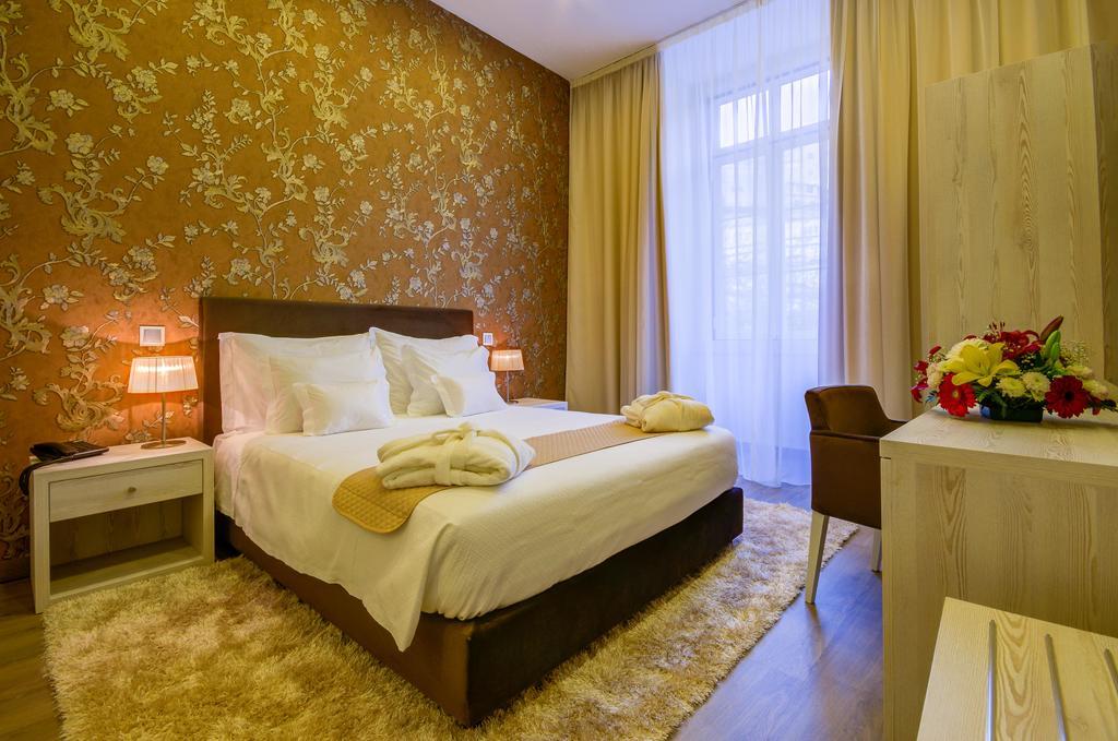 Standard Double Room,1274422027:JPEG